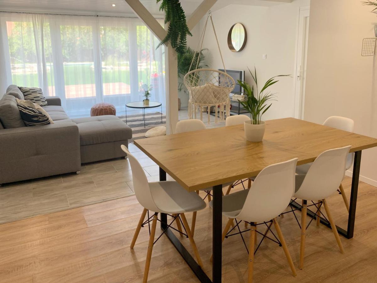 Aranykert Apartmanok Vének Exterior foto